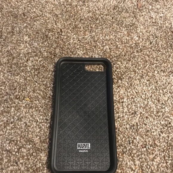 iPhone 8Plus/7Plus Otterbox Case - DEADPOOL - Picture 2 of 4